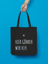 Laden Sie das Bild in den Galerie-Viewer, Jutebeutel in Schwarz Hier Göhren wir hin