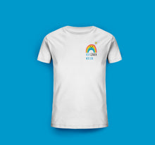 Laden Sie das Bild in den Galerie-Viewer, Kinder T-Shirt in Weiß Göhren Regenbogen Motiv