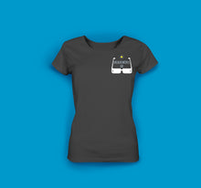 Laden Sie das Bild in den Galerie-Viewer, Frauen T-Shirt in Anthrazit Urlaubsmodus an mit Motiv Brille