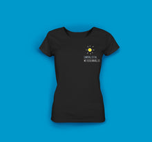 Laden Sie das Bild in den Galerie-Viewer, Frauen T-Shirt in Schwarz. Camping ist da, wo Tecklenburg ist.