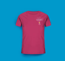Laden Sie das Bild in den Galerie-Viewer, Kinder T-Shirt in Raspberry Pink Urlaubsmodus an