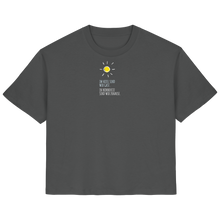 Laden Sie das Bild in den Galerie-Viewer, Frauen Shirt Im Hotel sind wir Gast In Nonnevitz sind wir Zuhause Ladies Organic Shirt
